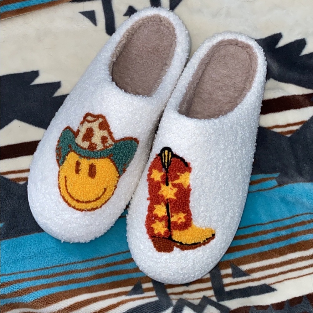 Western Slippers 🤠